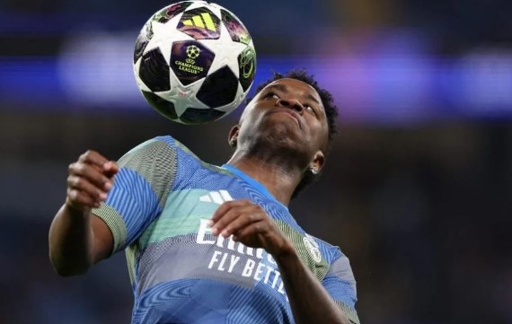 世界杯直播:TA报英格兰落选名单解析——沃特金斯仍存回归希望,阿诺德世界杯前景不明